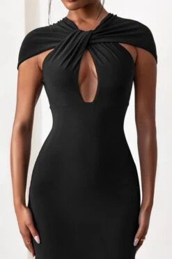 Fashionista | Black Twist Front Mini Dress With Cut Out Detail -Sangyong Store CL127630 FashionistaBlackTwistFrontMiniDressWithCutOutDetail3