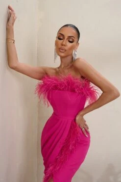 Cosmo | Hot Pink Bandeau Corset Maxi Dress With Feather Trim -Sangyong Store WB CC CL127049 PricelessHotPinkBandeauFeatherCorsetMidiDressWithFeatherTrim4