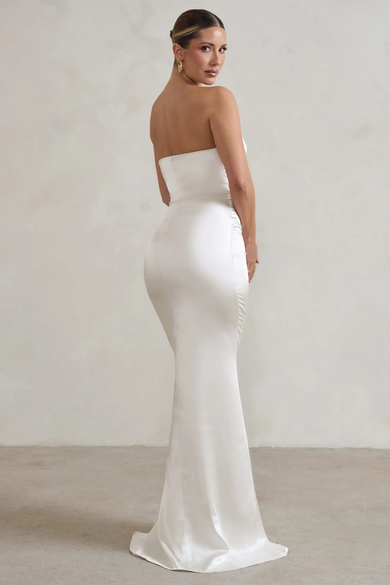 Coraline | White Strapless Maxi Dress With Split 4 Coraline | White Strapless Maxi Dress With Split - Image 2