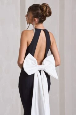 Bestow | Black Open-Back Maxi Dress With Oversized White Bow -Sangyong Store WB HR CL132029002 BestowBlackOpen BackMaxiDressWithOversizedWhiteBow6
